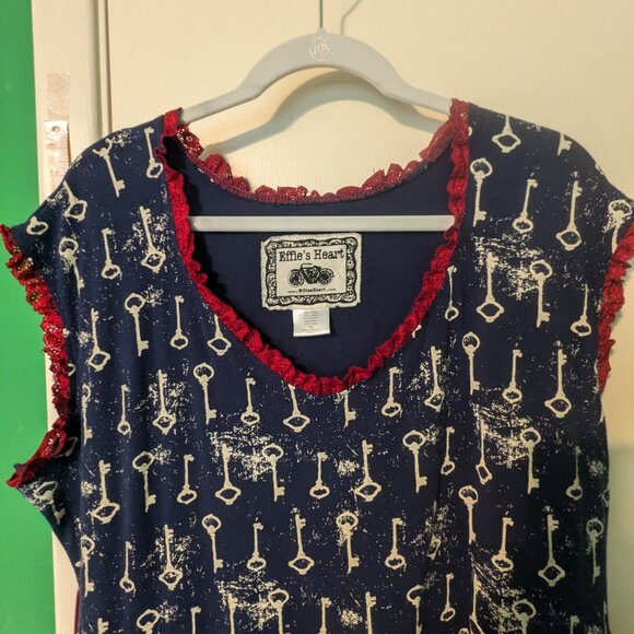 Effie's Heart dress size 3x - key pattern - Picture 7 of 10